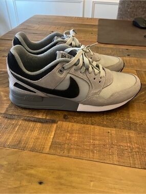 Nike Grey Suede & Mesh Sneakers with Black Swoosh